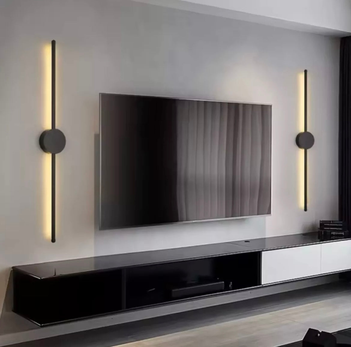 Modern Slim LED Wall Light Linear Stick In Black - Warm White