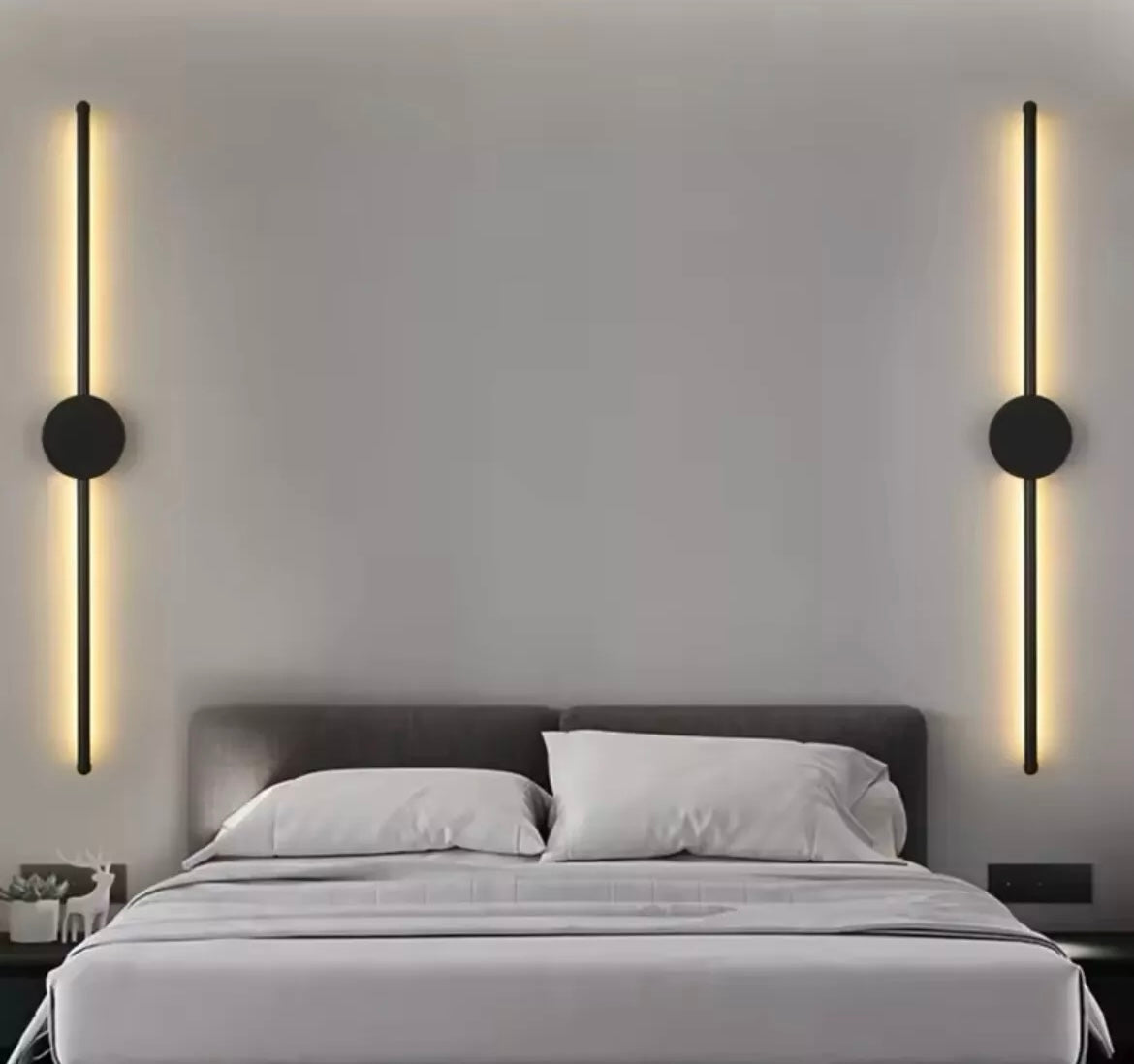 Modern Slim LED Wall Light Linear Stick In Black - Warm White