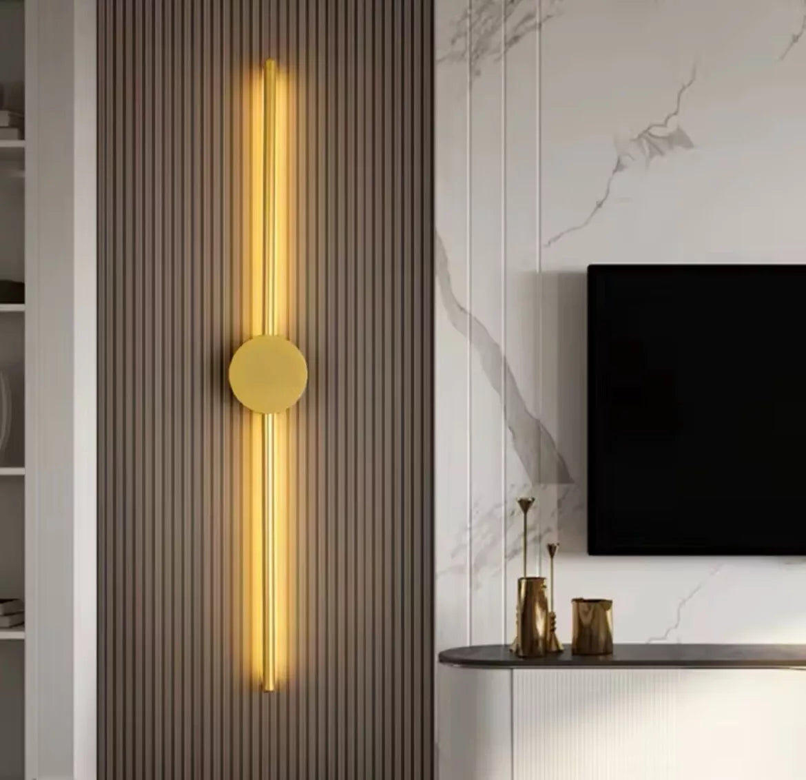 Slim LED Linear Stick Modern Wall Light In Gold