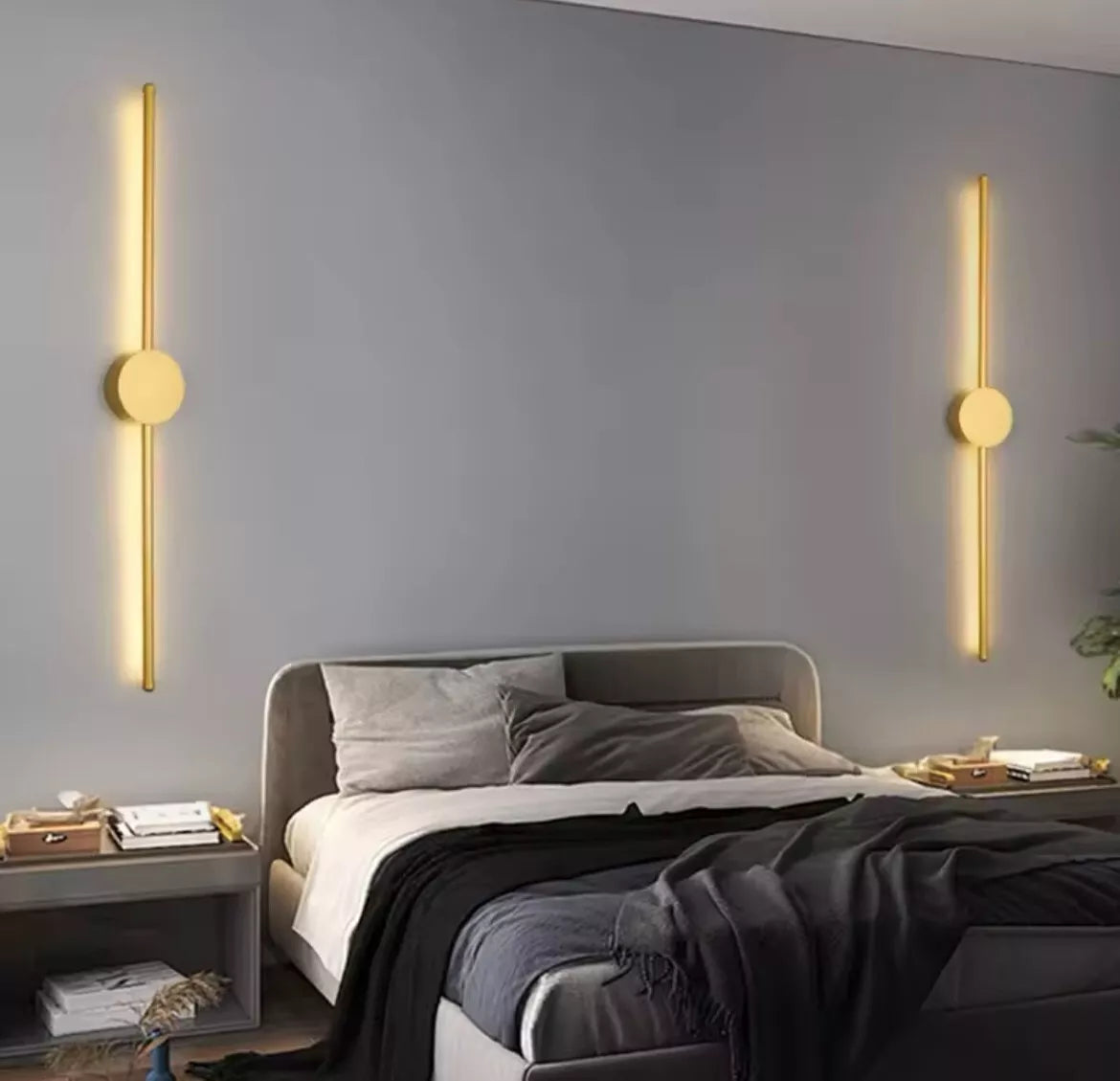 Slim LED Linear Stick Modern Wall Light In Gold