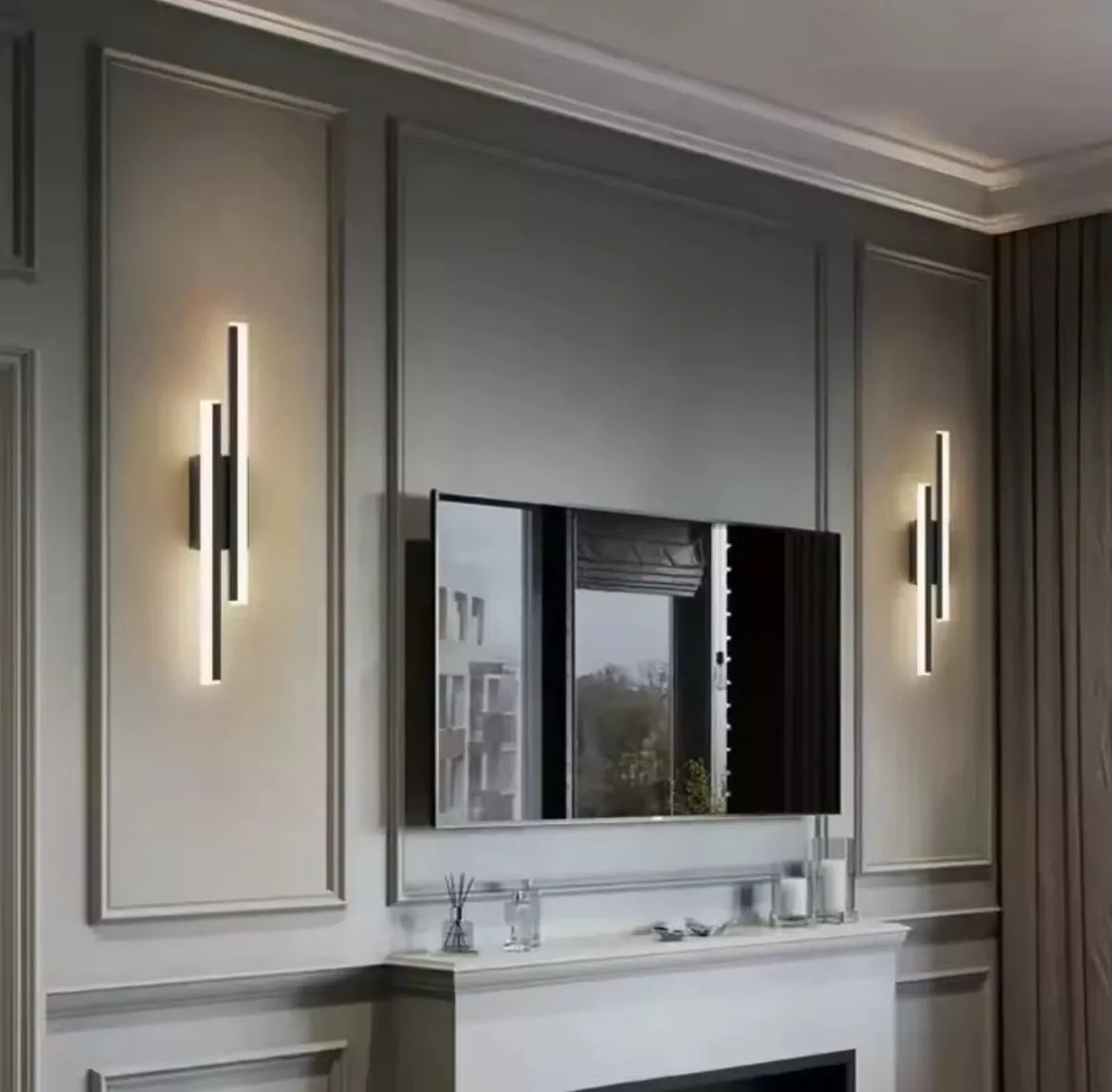 Decorative Modern Black LED Wall Light Sconce Twin Light Linear Sticks Right