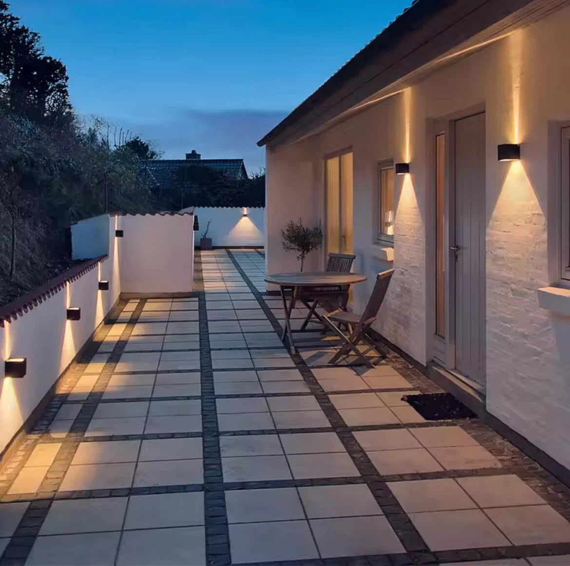 Led Outdoor Up And Down Adjustable Square Wall Light