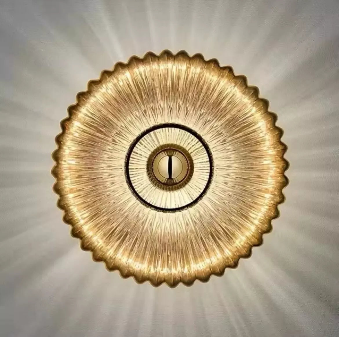 Decorative Ribbed Glass Round Wall Sconce Light